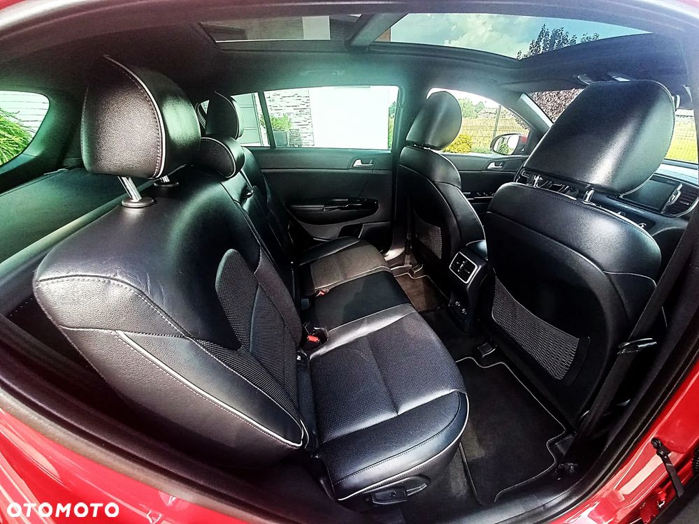 Kia Sportage 2,0 CRDI AWD GT Line - 25