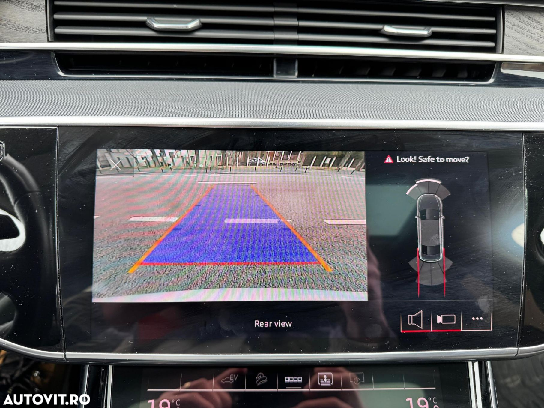 Audi A8 - 28