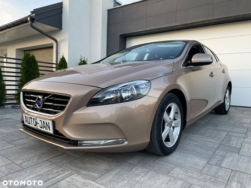 Volvo V40 D2 Summum - 30