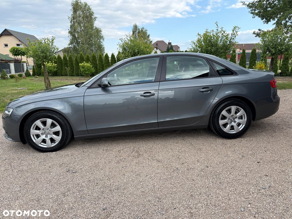 Audi A4 Limousine 2.0 TDI 112g DPF Attraction - 12