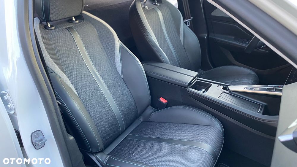 Peugeot 308 SW BlueHDi 130 EAT8 Stop & Start Allure Business-Paket - 6