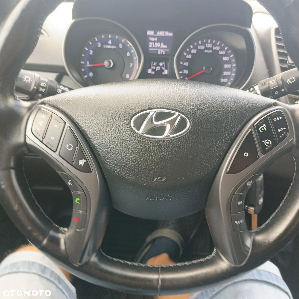 Hyundai i30 1.6 GDI BlueDrive Premium DCT - 16