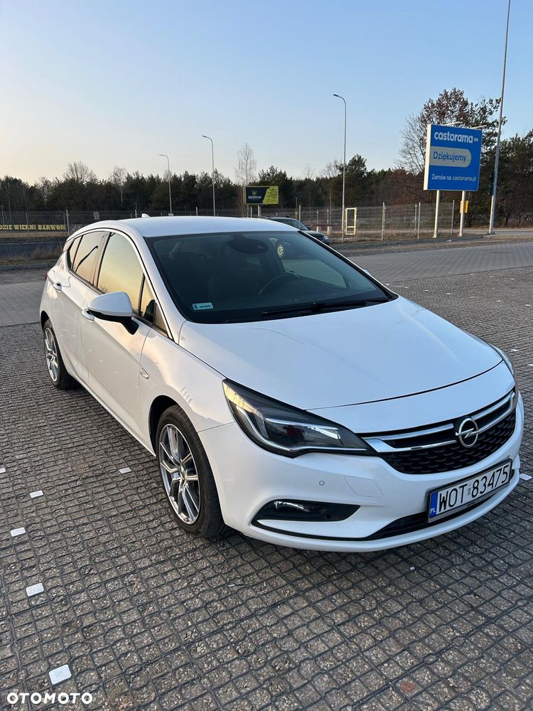 Opel Astra 1.6 CDTI Cosmo - 1