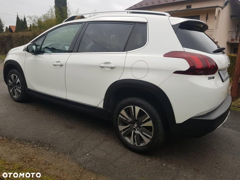 Peugeot 2008 PureTech 110 Stop&Start EAT6 Crossway - 4