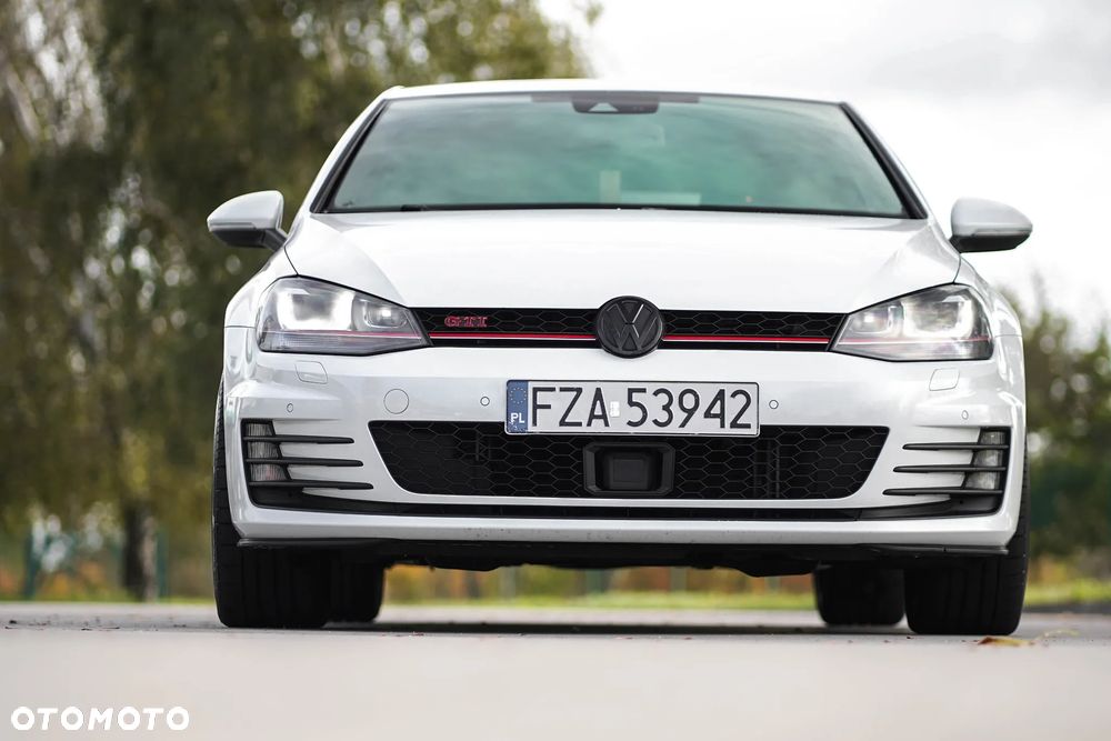Volkswagen Golf 2.0 TSI BMT GTI Performance - 10
