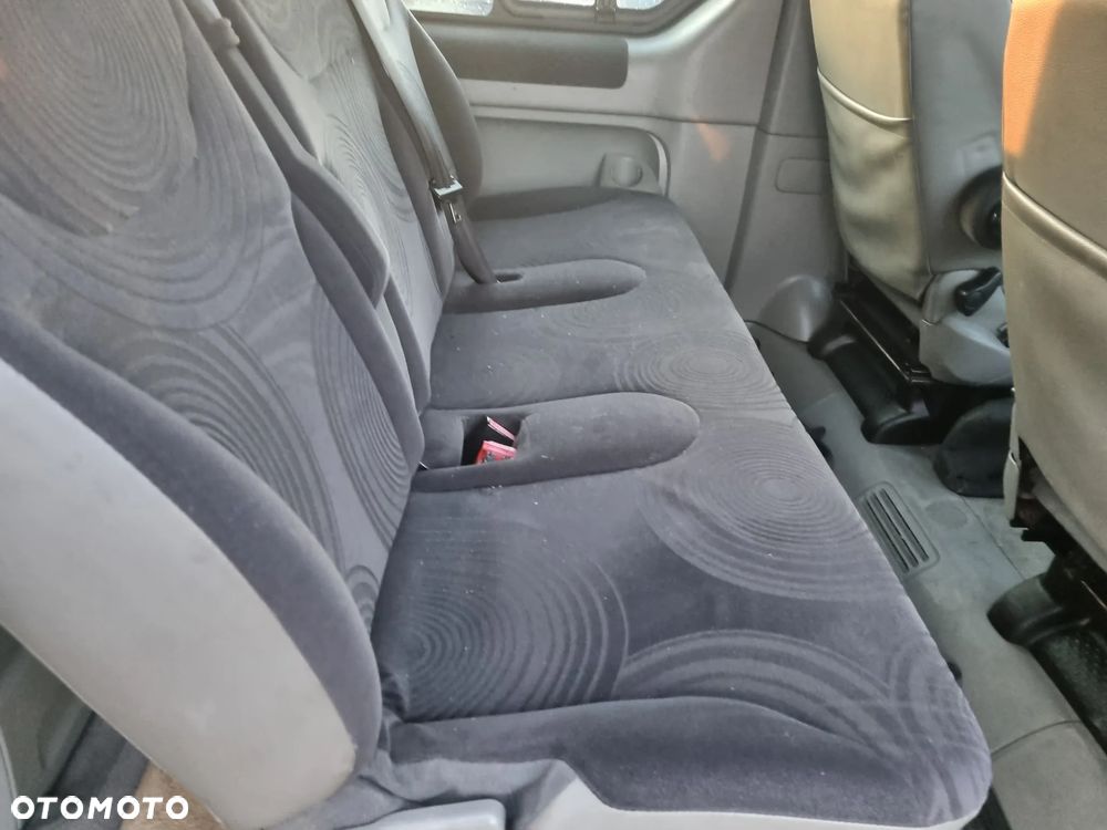 Renault Trafic L1H1 Passenger Lux - 23
