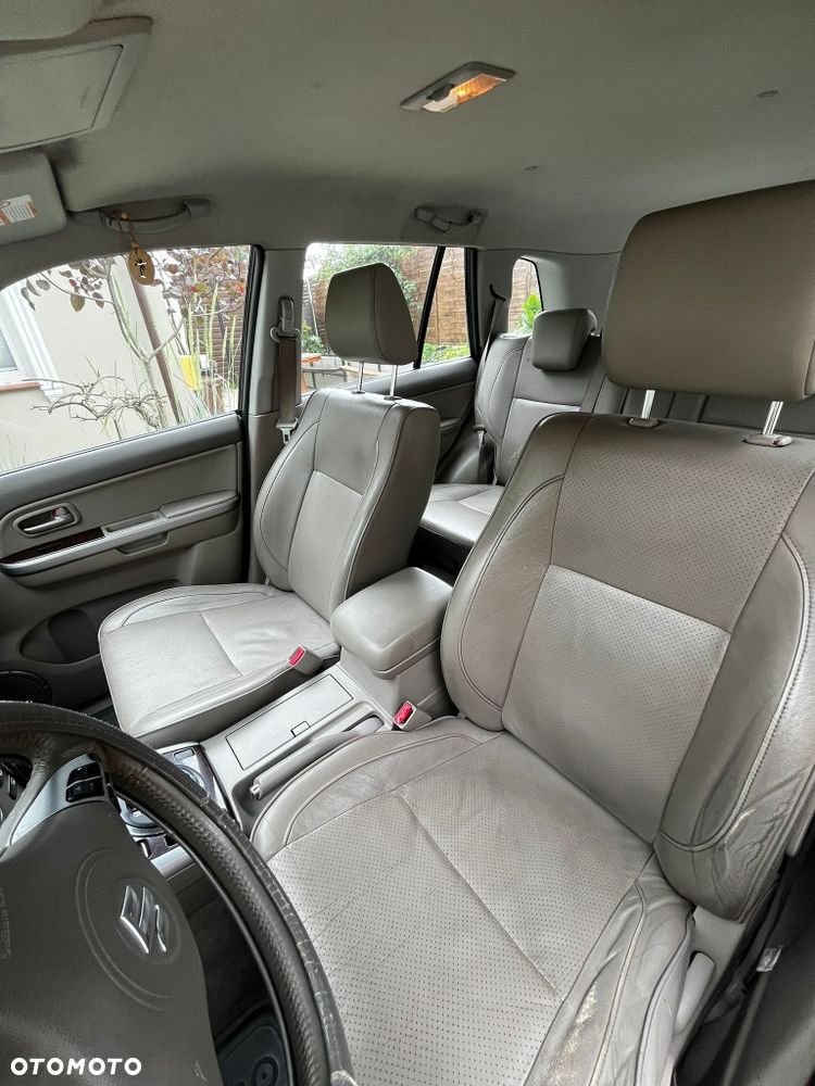 Suzuki Grand Vitara - 4
