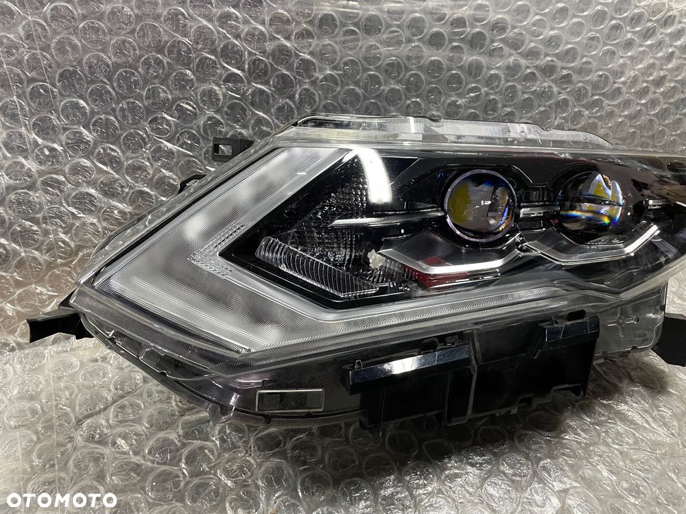 LAMPA LEWA PRZÓD NISSAN X TRAIL T32 LIFT FULL LED - 2