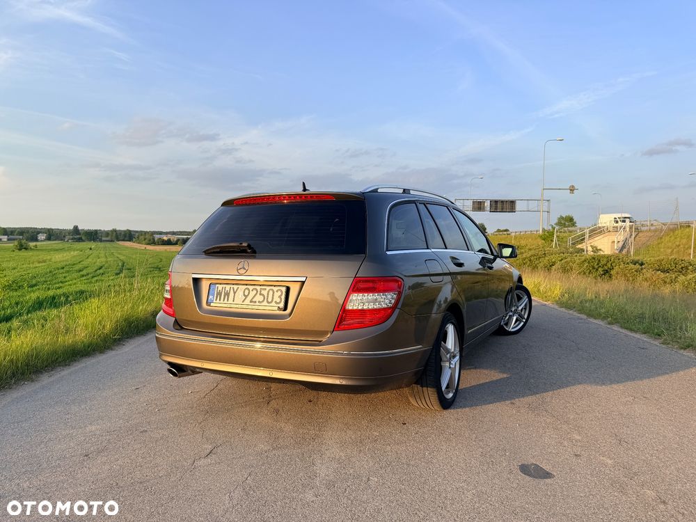 Mercedes-Benz Klasa C 220 CDI DPF Automatik BlueEFFICIENCY - 14