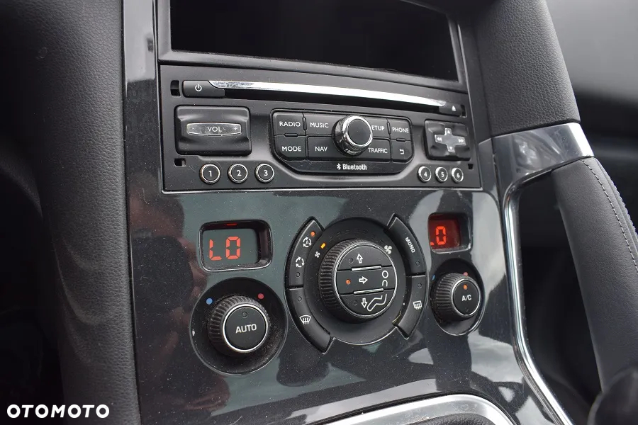 Peugeot 3008 HDi 115 Active - 16