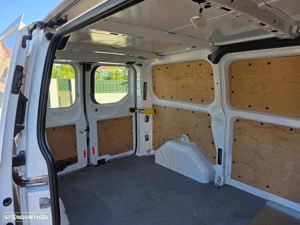 Ford Transit Custom 2.2 TDCI 270 L1 - 32