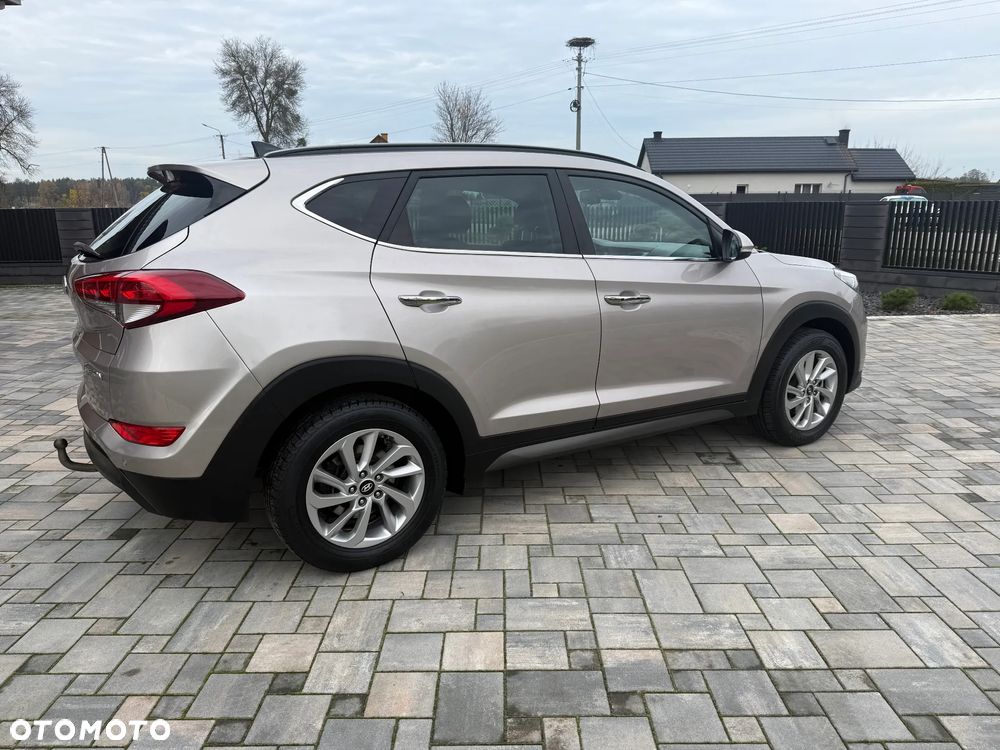 Hyundai Tucson blue 1.7 CRDi 2WD Style - 13