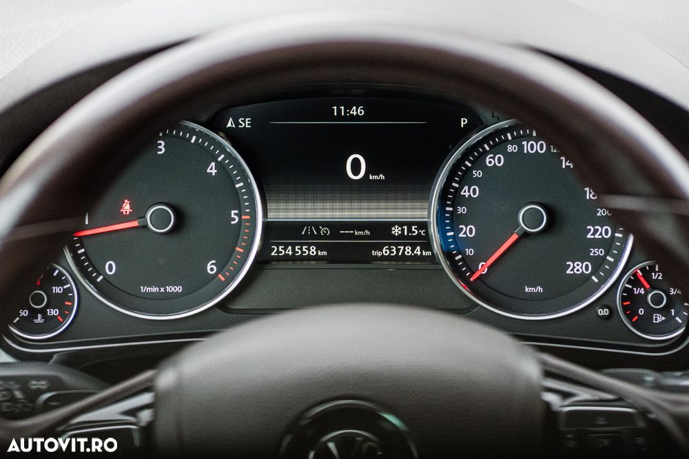 Volkswagen Touareg 3.0 V6 TDI BMT - 20