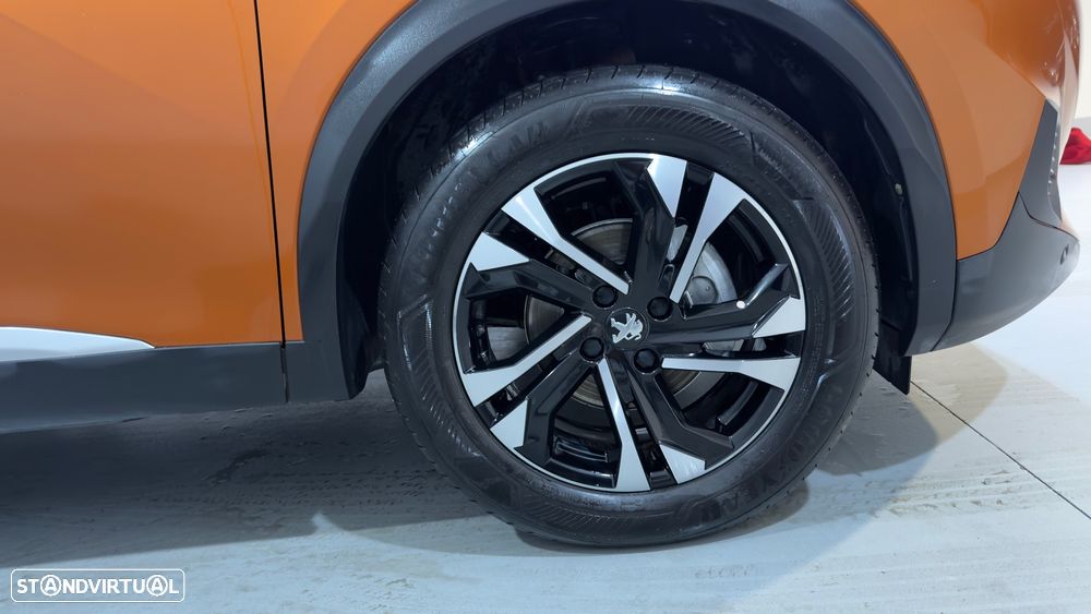 Peugeot 2008 1.2 PureTech Allure EAT8 - 9