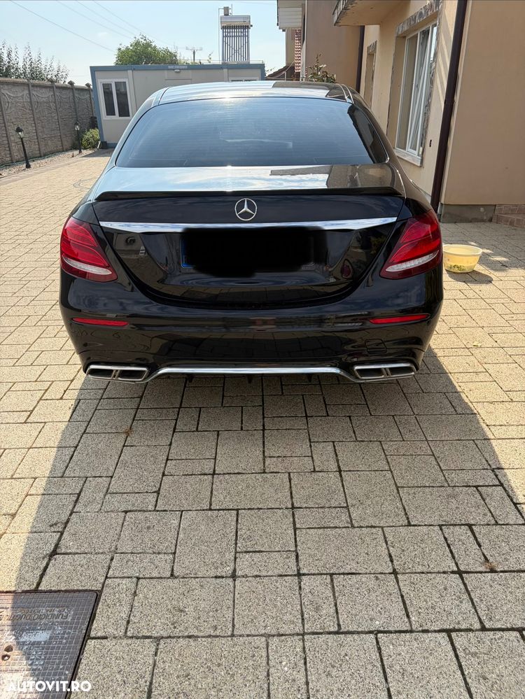 Mercedes-Benz E 350 D 4MATIC Aut. - 2