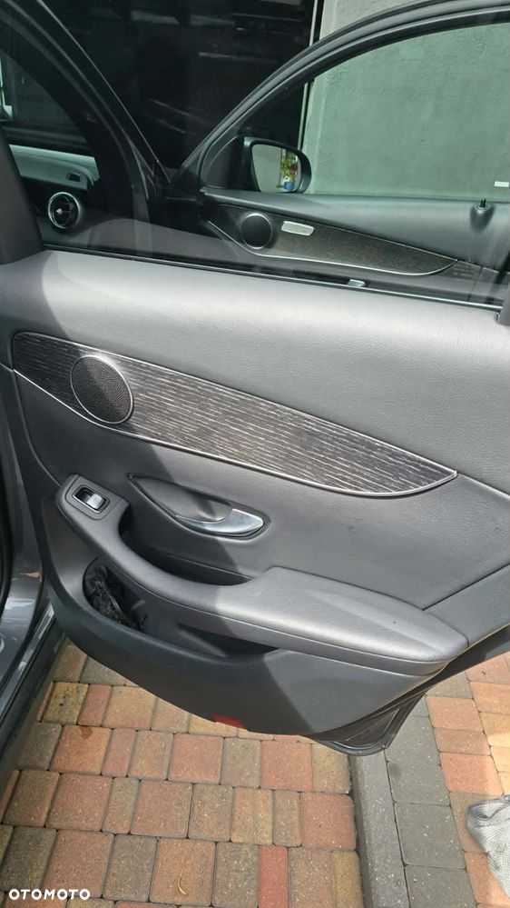 Mercedes-Benz GLC 200 4-Matic - 18