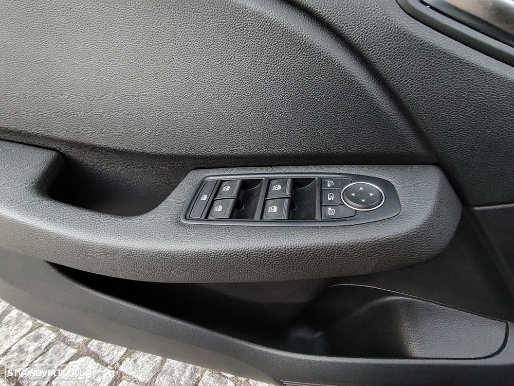 Renault Clio 1.0 TCe Evolution - 11