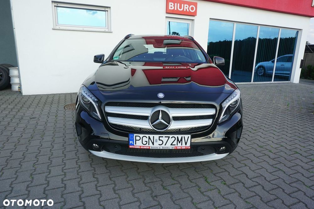 Mercedes-Benz GLA 200 7G-DCT Urban - 30