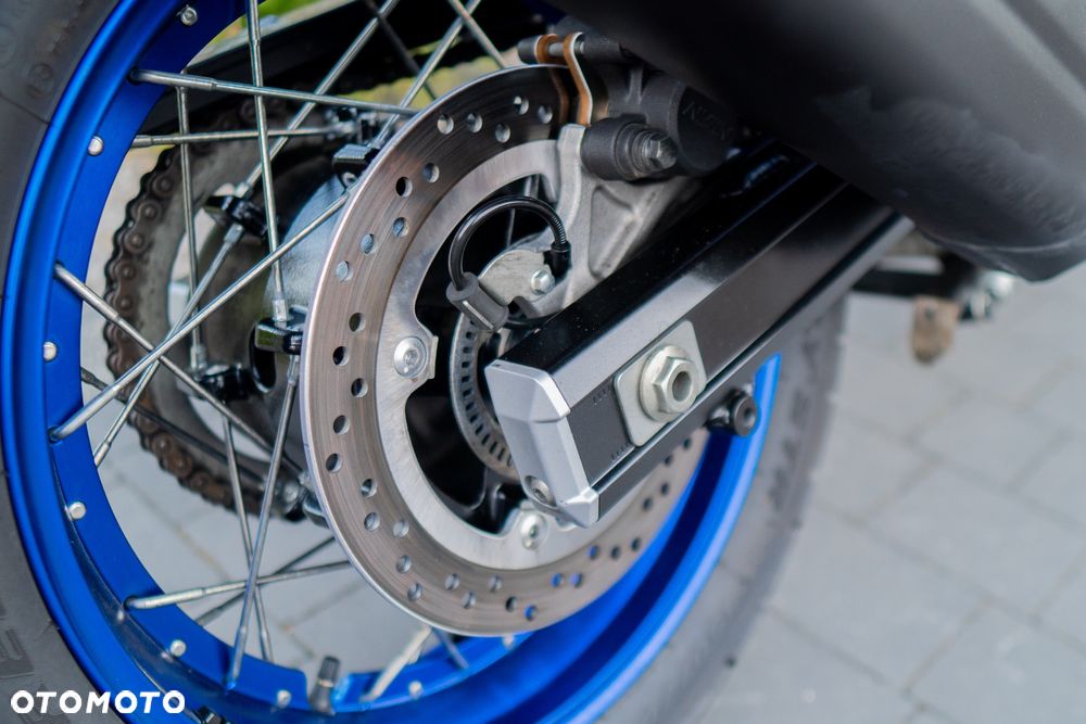 Suzuki V-STROM - 26