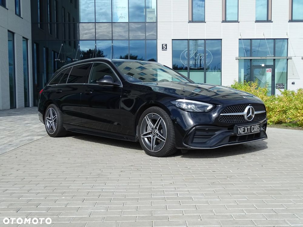 Mercedes-Benz Klasa C 220 d 4Matic 9G-TRONIC AMG Line - 2