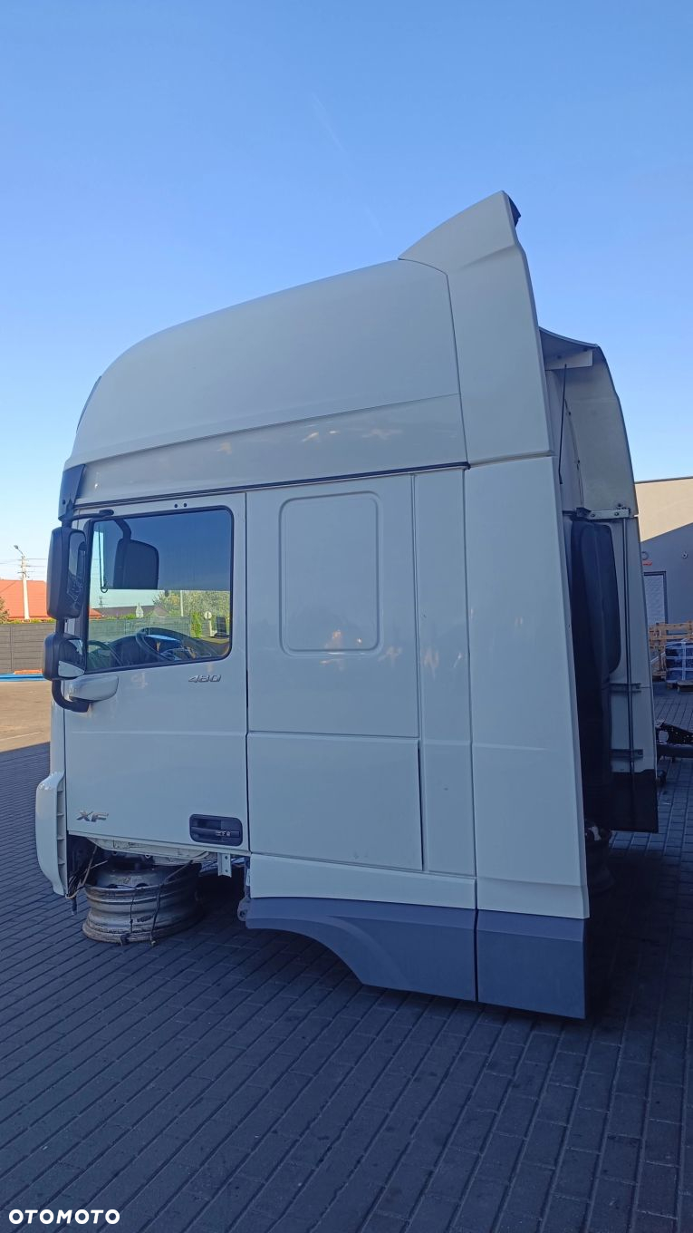 KABINA DAF XF 106 480 LIFT SSC - 3