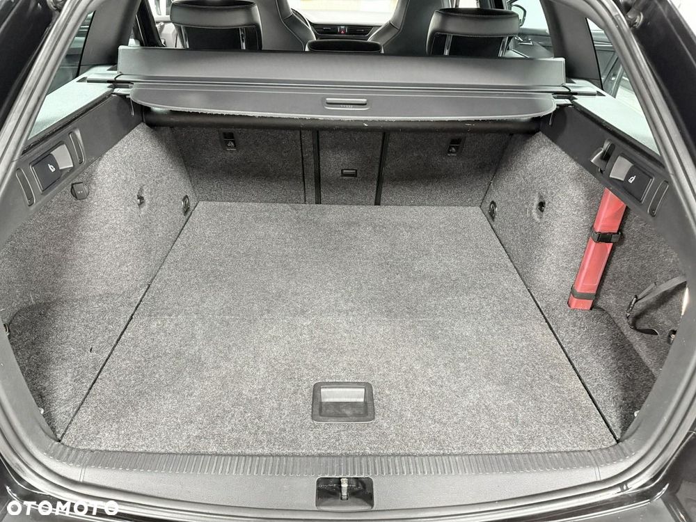 Skoda Octavia 2.0 TDI RS DSG - 31