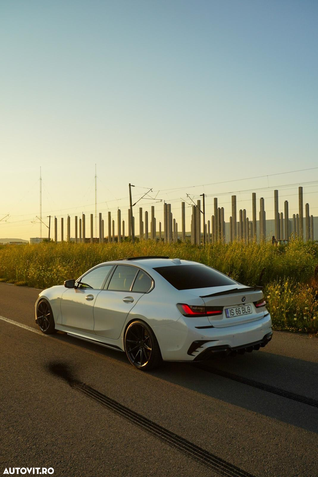 BMW Seria 3 330i AT M Sport - 19