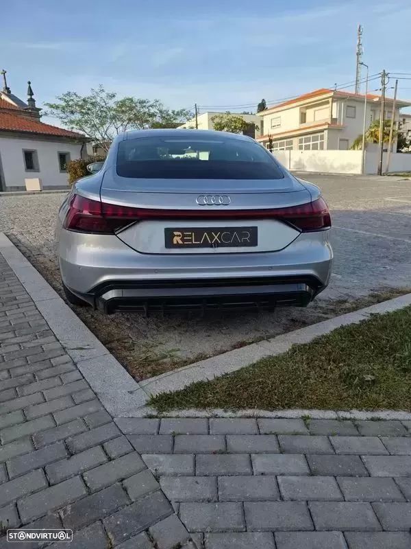 Audi e-tron GT quattro - 44