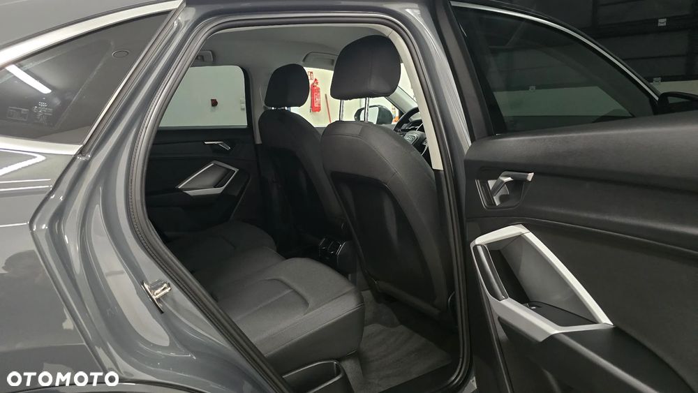 Audi Q3 Sportback 35 TFSI mHEV S tronic - 6