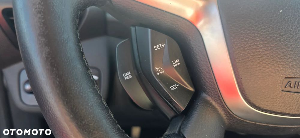 Ford Kuga 2.0 TDCi 2x4 Individual - 21