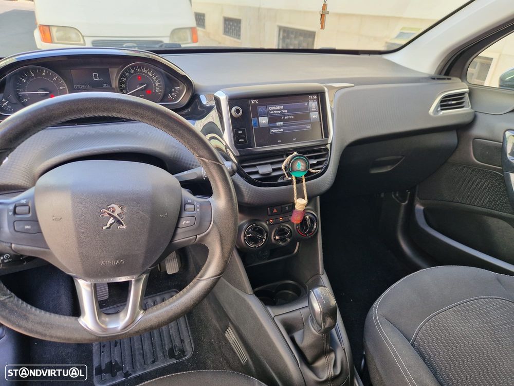 Peugeot 208 1.2 PureTech Active - 2