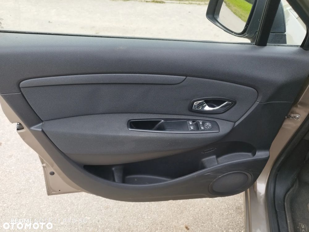 Renault Scenic ENERGY dCi 110 INTENS - 30