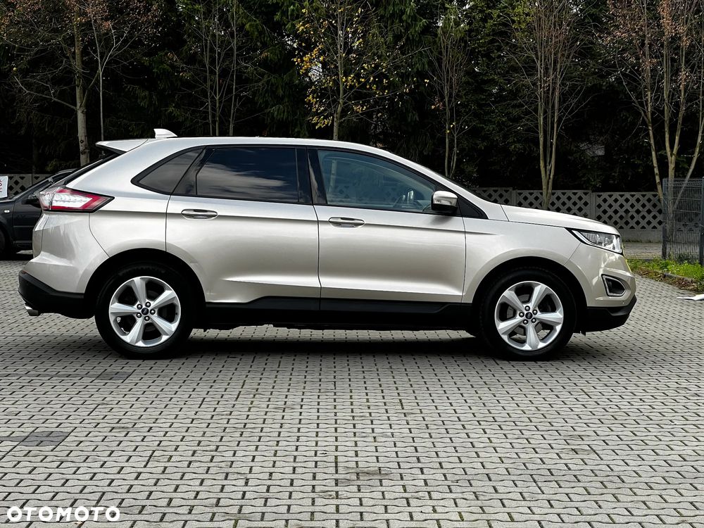 Ford Edge 2.0 TDCi 4WD Titanium - 4