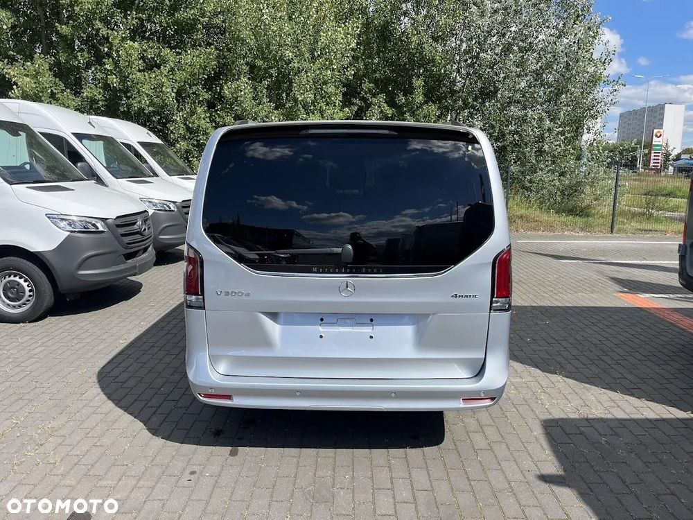 Mercedes-Benz Klasa V 300 d 4-Matic 9G-Tronic Exclusive (ekstra d³) - 6