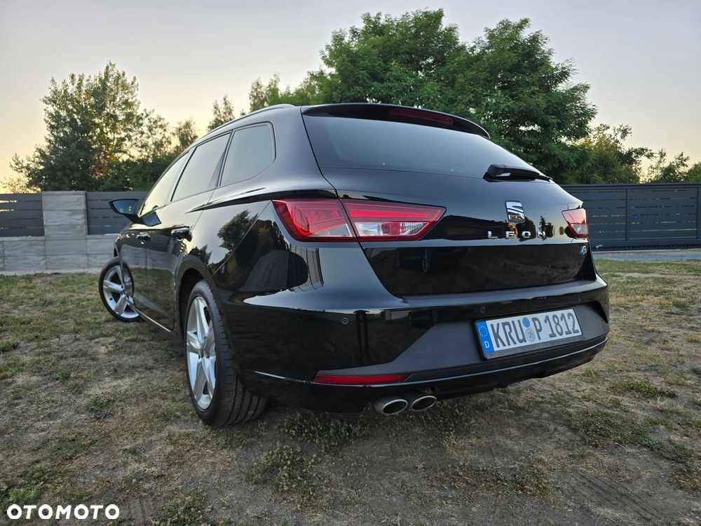 Seat Leon 2.0 TDI DPF Start&Stop DSG FR - 4