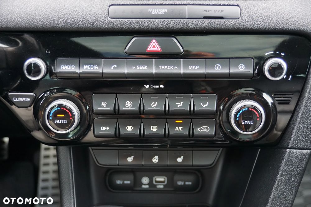 Kia Sportage 2,0 CRDI AWD GT Line - 17