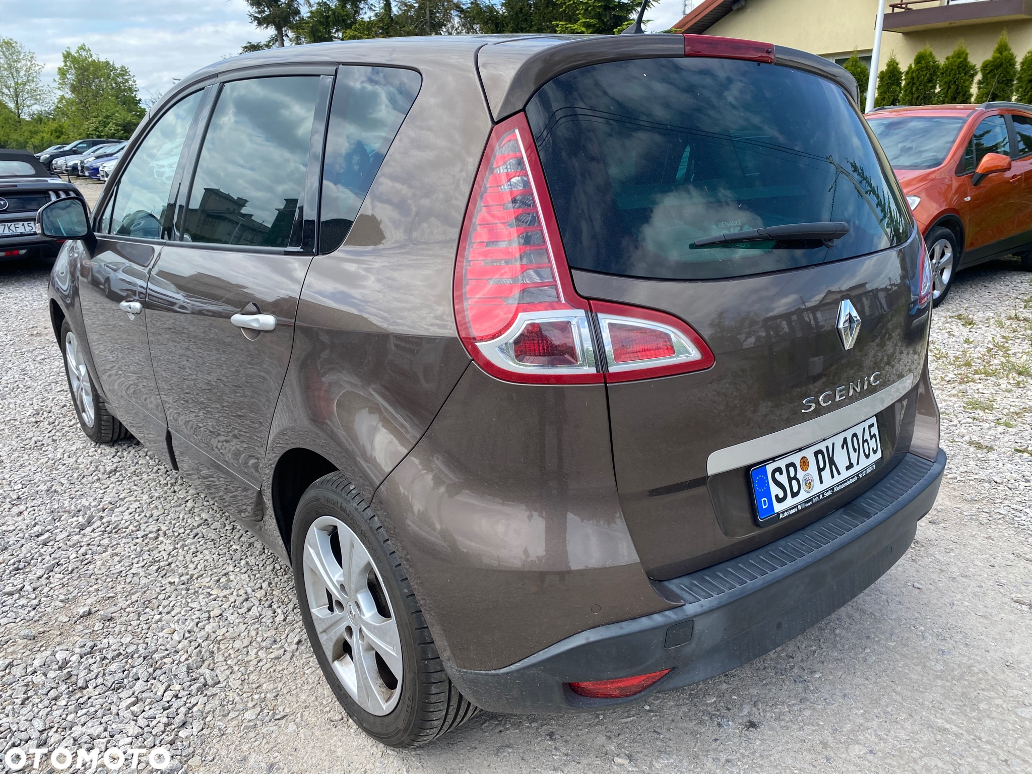 Renault Scenic 1.6 16V 110 TomTom Edition - 12