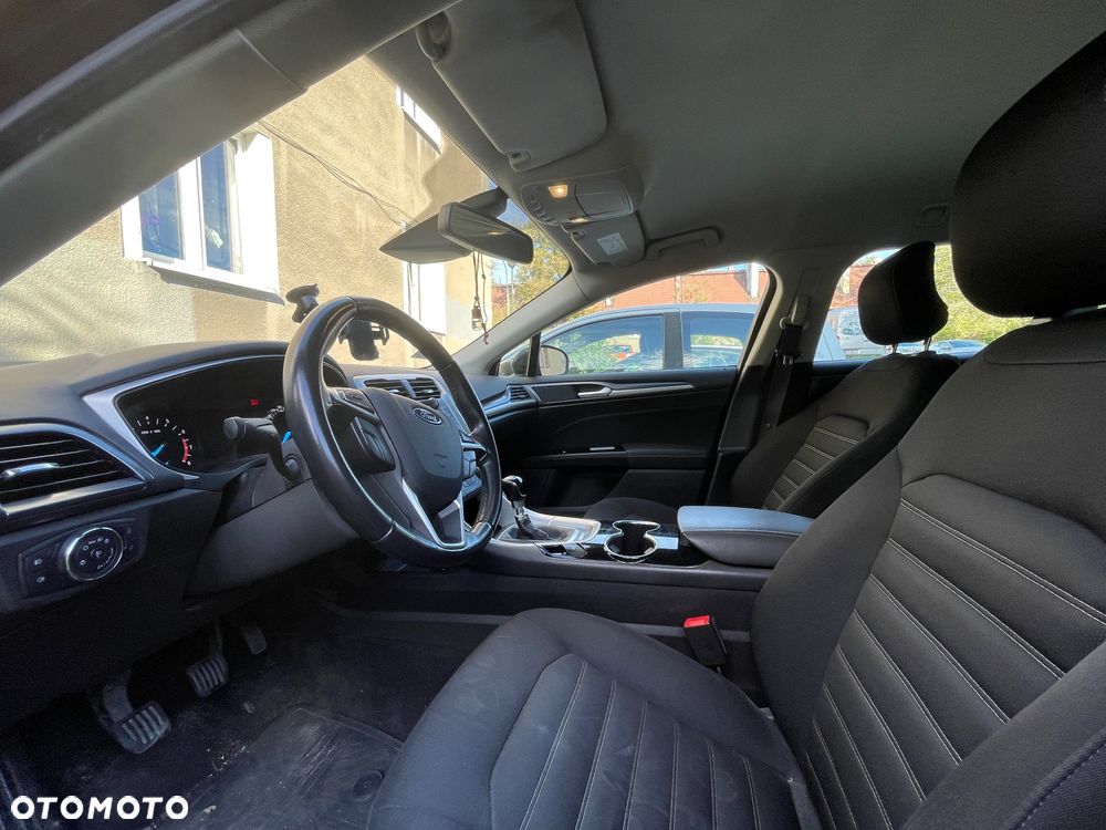 Ford Mondeo 1.5 EcoBoost Ambiente - 4