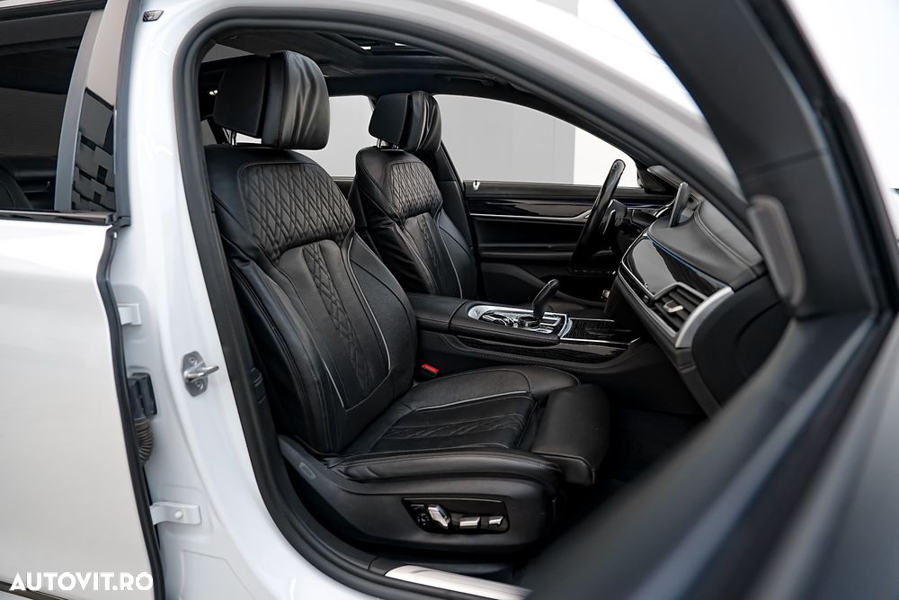 BMW Seria 7 750Li xDrive - 16