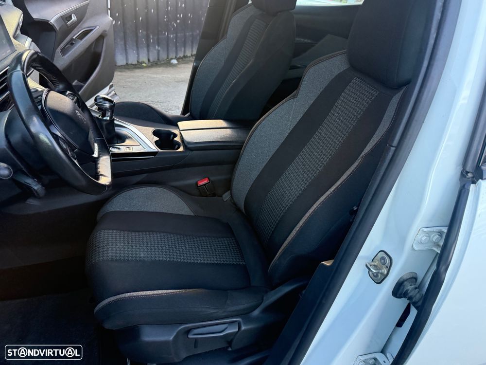 Peugeot 3008 1.5 BlueHDi GT - 6