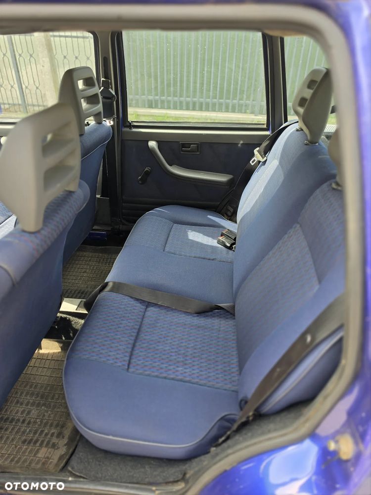 Fiat Uno 1.7 DS - 7