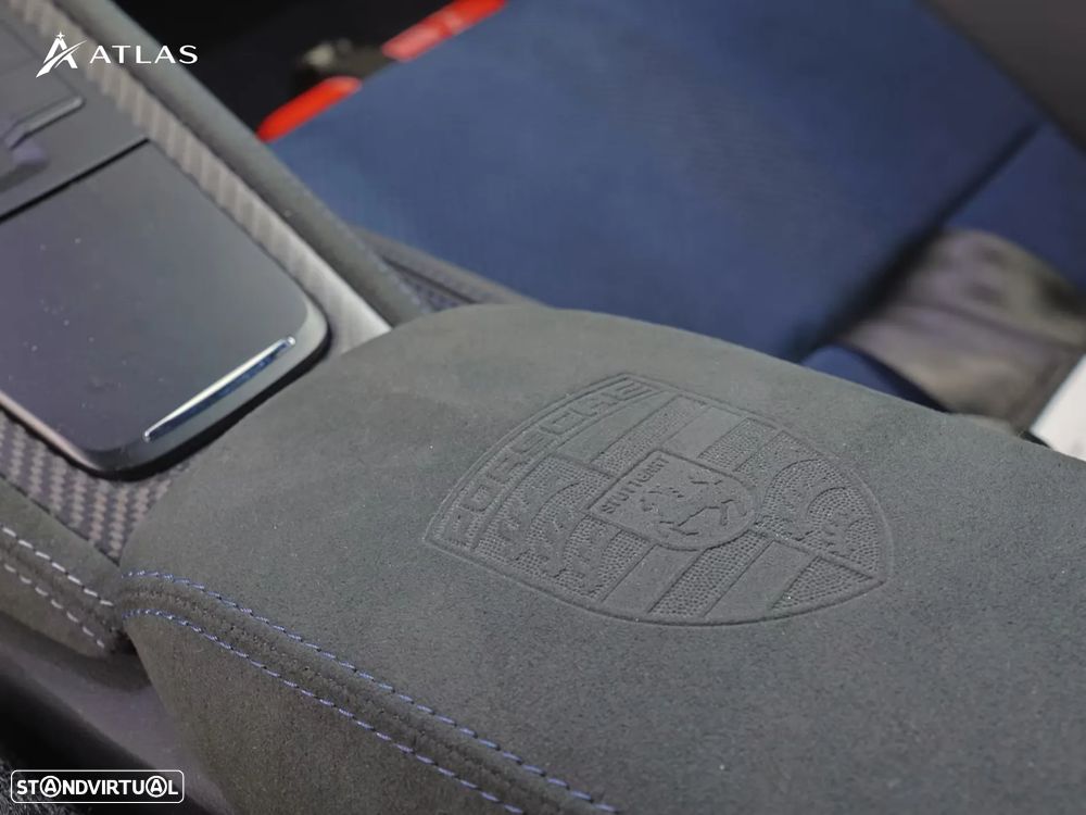 Porsche 718 Cayman GT4 RS - 9