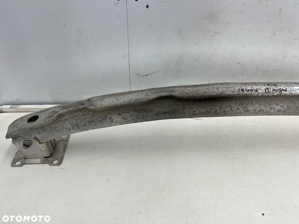 Belka zderzaka Renault Megane 2 II kombi 02-09r. tylne wzmocnienie pasa tylna tył 820000836 - 12