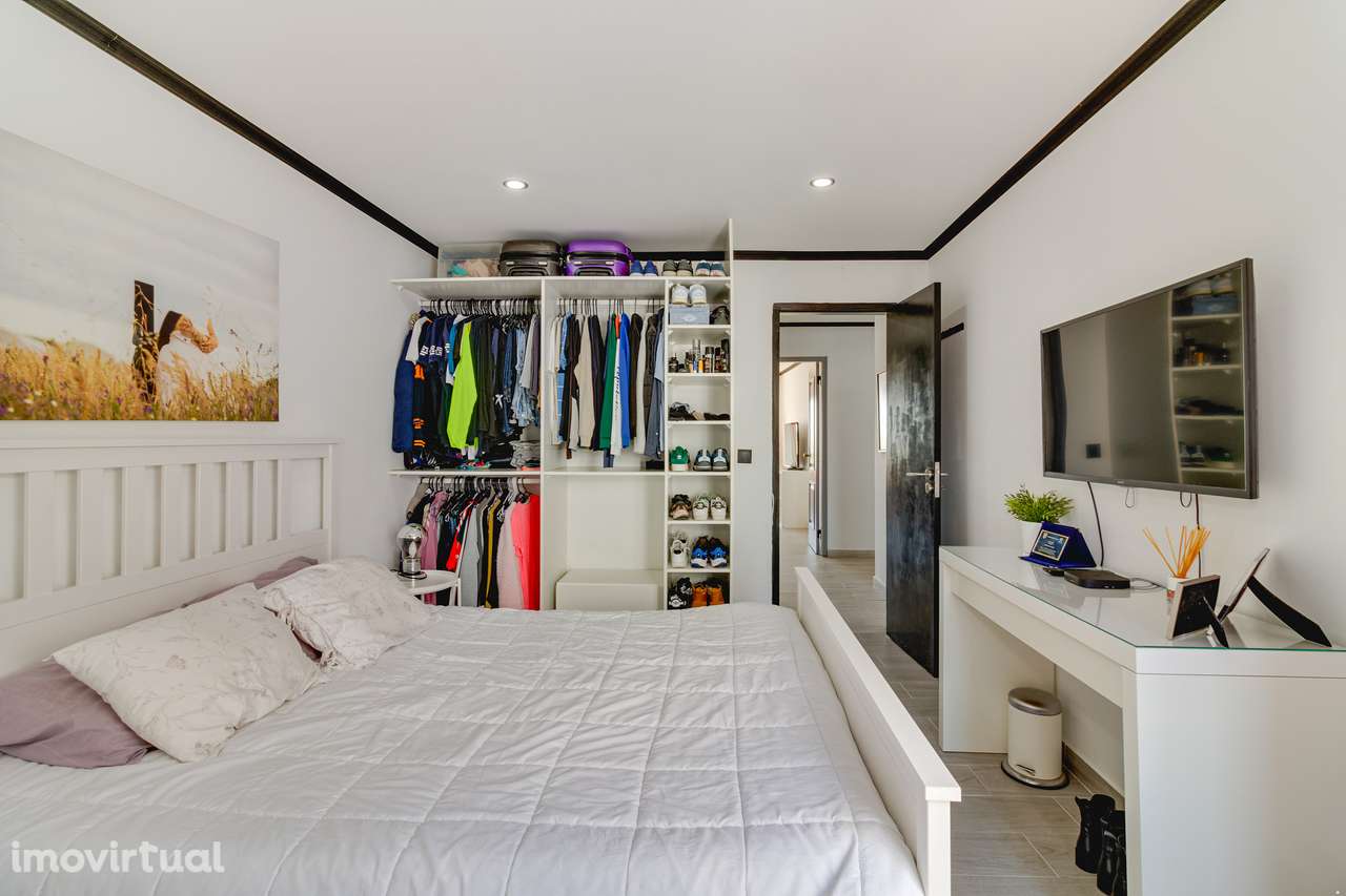 T3 no Centro do Montijo com Vista Rio - Grande imagem: 2/21