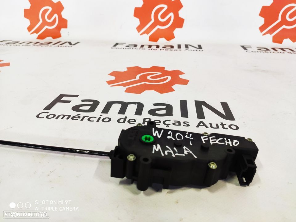 Fecho da mala - Classe C W204 - 1