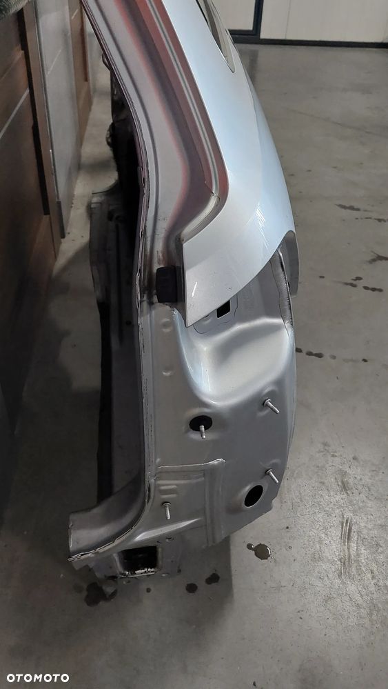 BŁOTNIK ĆWIARTKA POSZYCIE + SZYBA PRAWY TYŁ VW PASSAT B7 R2013 KOMBI KOLOR LA7W - 3