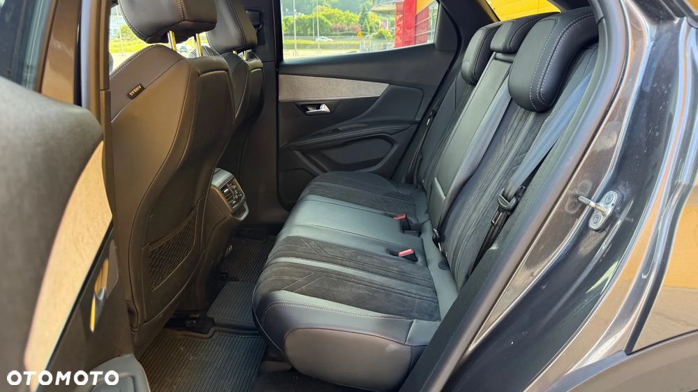 Peugeot 3008 1.2 PureTech GT Pack S&S EAT8 - 22