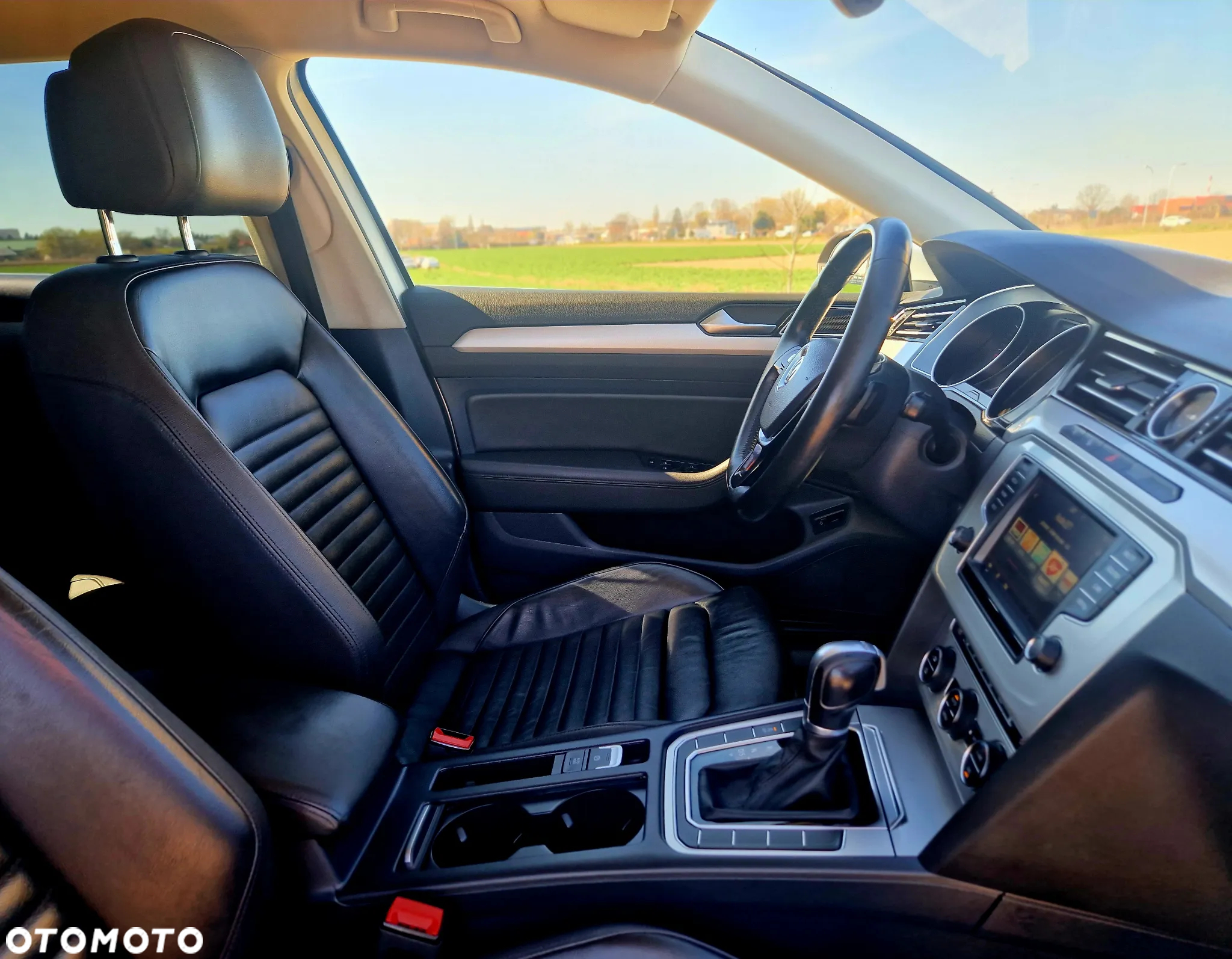 Volkswagen Passat - 20
