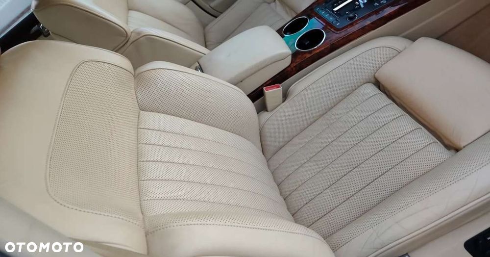 Volkswagen Phaeton - 33