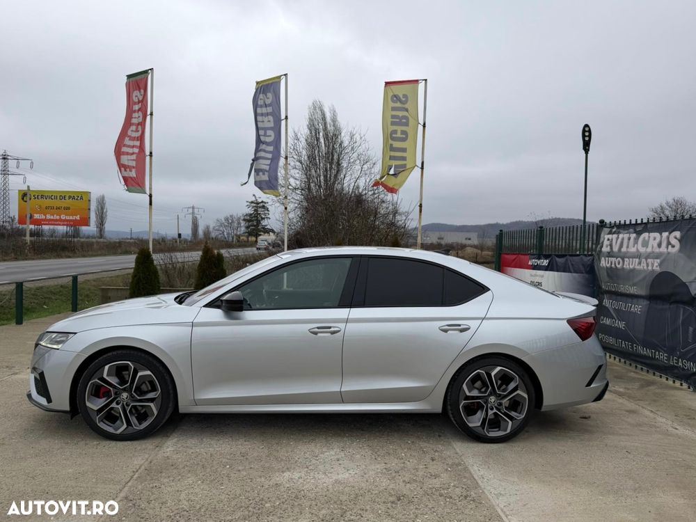 Skoda Octavia 2.0 245 TSI DSG RS - 11